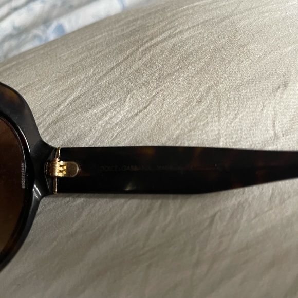 Authentic Dolce & Gabbana Sunglasses - Picture 4 of 5